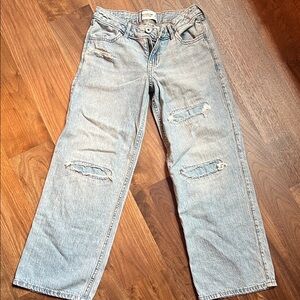 Abercrombie Kids Light Blue Relaxed Jeans- low rise/baggy- adjustable